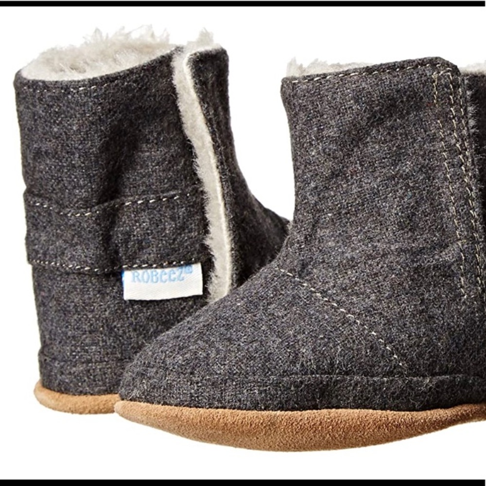 Robeez Morgan Crib Boot